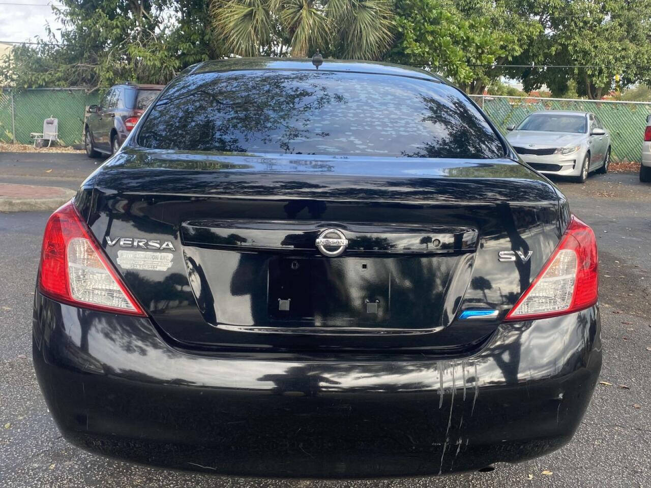 2012 Nissan Versa  - $9,995