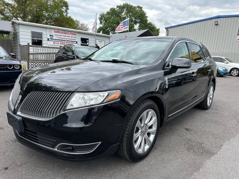 2016 Lincoln MKT for sale at RoMicco Cars and Trucks in Tampa FL