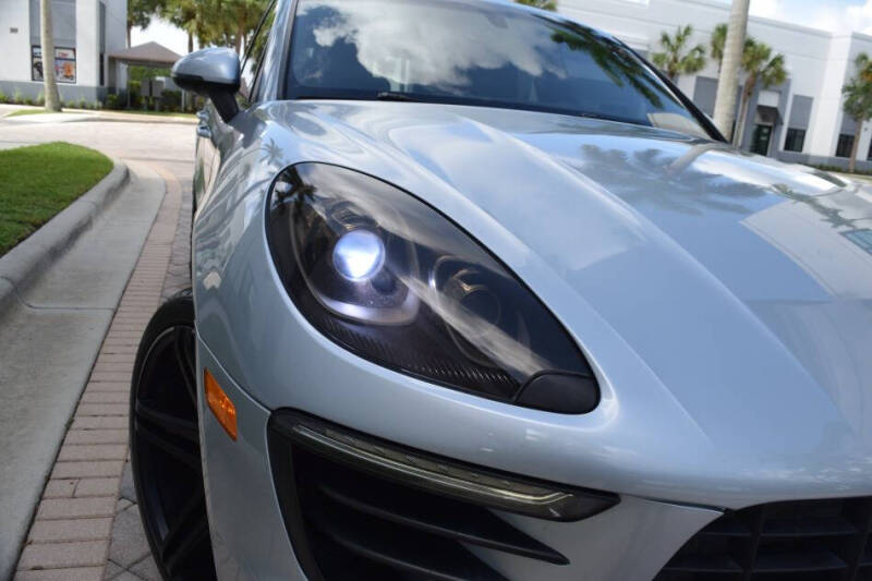 2016 Porsche Macan S