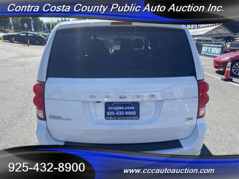 2017 Dodge Grand Caravan SE