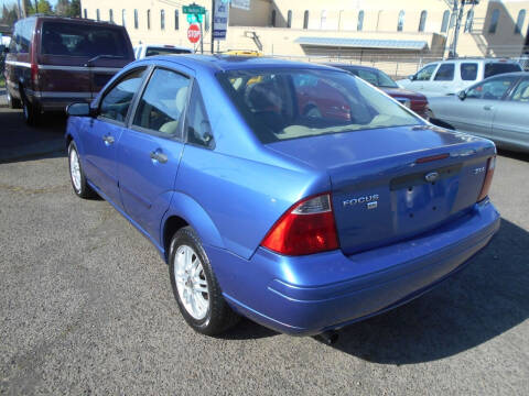 2005 Ford Focus ZX4 SE