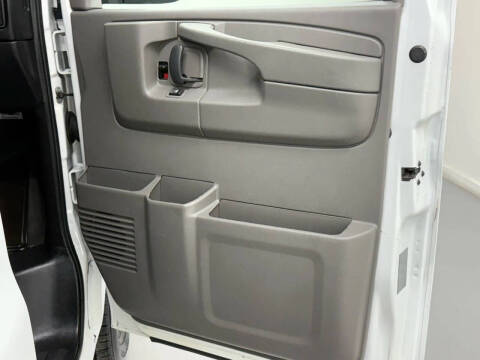 2013 Chevrolet Express LT 3500