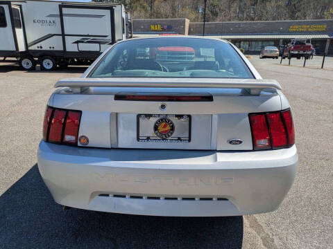 2003 Ford Mustang