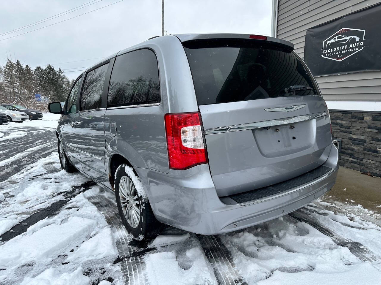 2013 Chrysler Town and Country for sale at Exclusive Auto Group of Michigan LLC in Lansing, MI