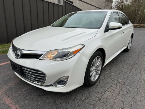 2015 Toyota Avalon for sale at PREMIER AUTO SALES in Martinsburg WV