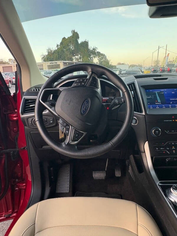 2020 Ford Edge SEL