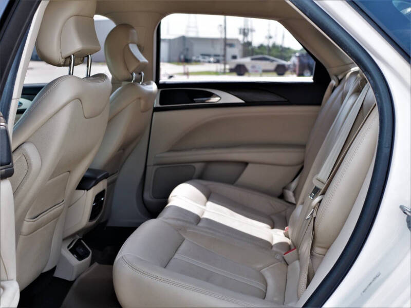 2017 Lincoln MKZ Select