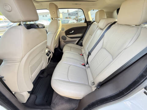 2019 Land Rover Range Rover Evoque SE Premium