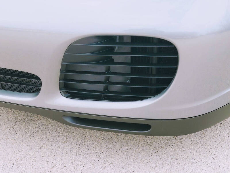 2004 Porsche 911 Carrera 4S