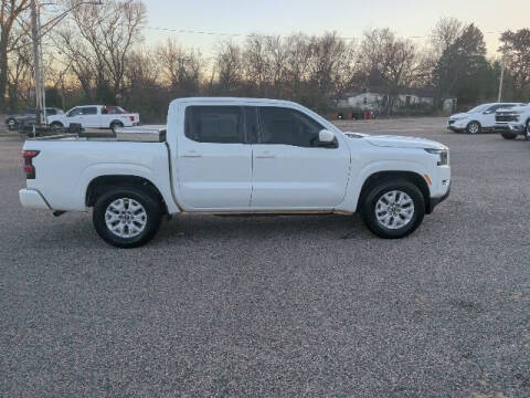 2022 Nissan Frontier SV