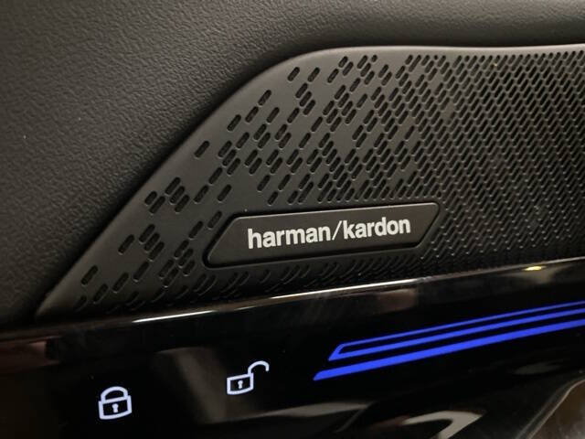 2025 BMW 5 Series 530i xDrive