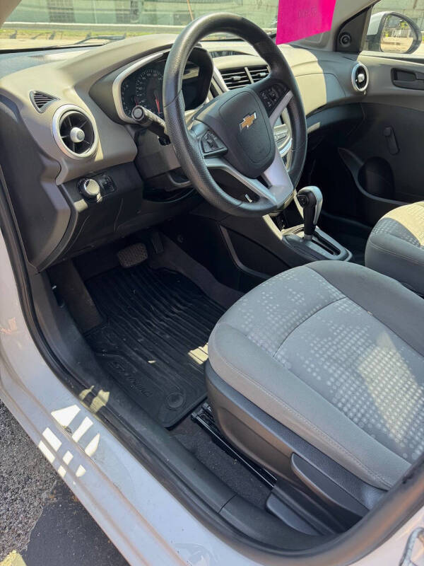 2019 Chevrolet Sonic LT Auto Fleet