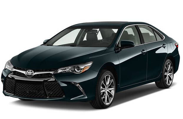 2017 Toyota Camry SE's photo