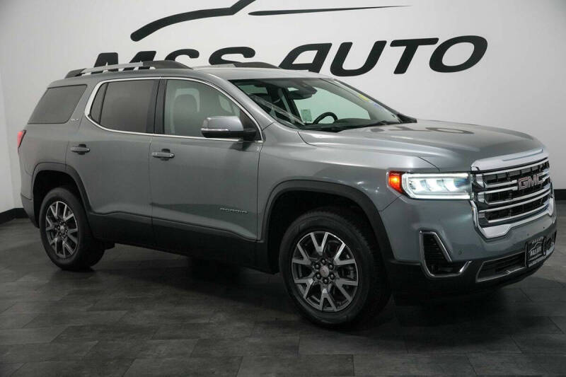 2023 GMC Acadia SLT