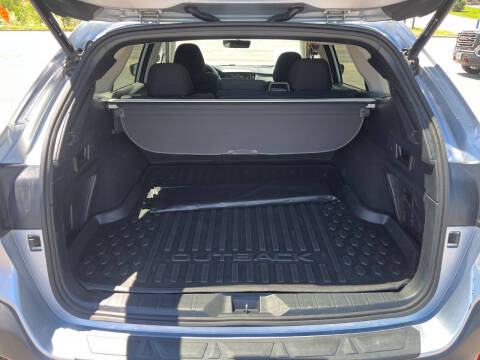 2022 Subaru Outback Premium