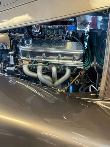 1934 Packard Super 8