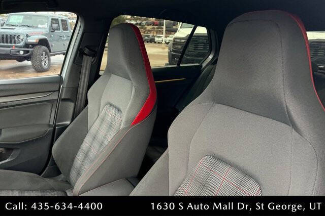 2022 Volkswagen Golf GTI SE