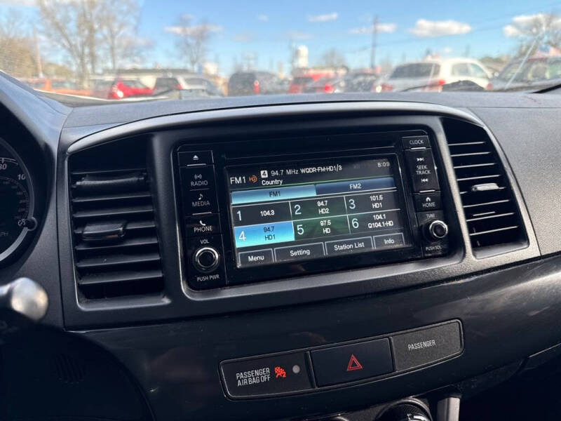 2016 Mitsubishi Lancer ES