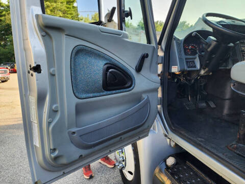 2003 International 4400