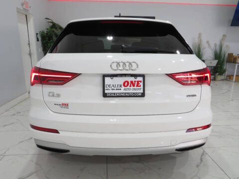 2021 Audi Q3 quattro Premium 40 TFSI