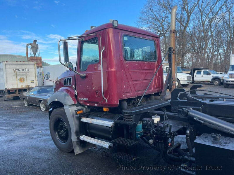 2008 Mack Granite