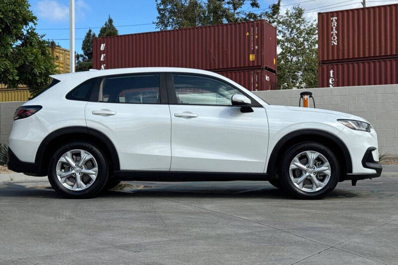 2024 Honda HR-V LX