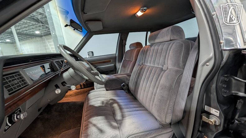 1988 Ford Crown Victoria