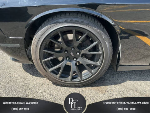 2015 Dodge Challenger R/T Shaker
