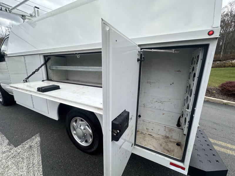 2016 Ford E-Series E-350 SD