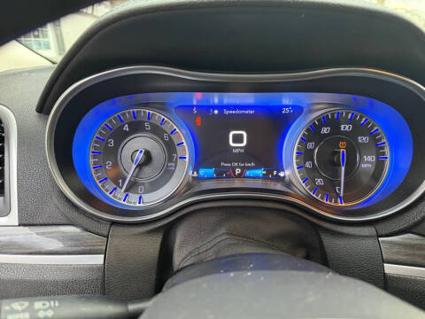 2018 Chrysler 300 Touring