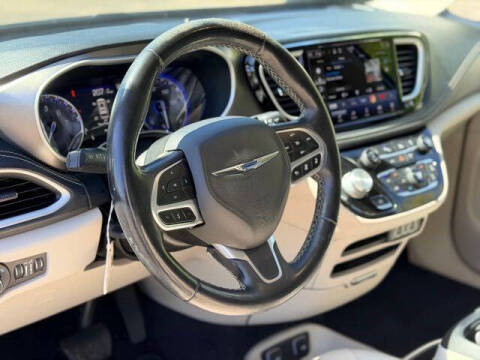 2021 Chrysler Pacifica Touring L