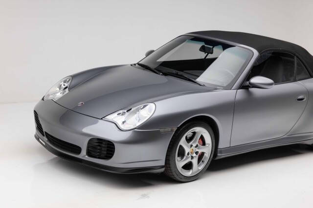 2004 Porsche 911 Carrera