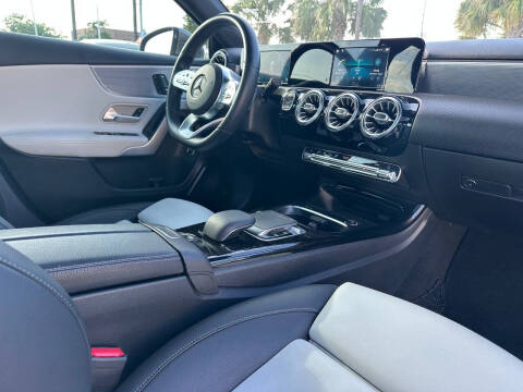 2019 Mercedes-Benz A-Class A 220