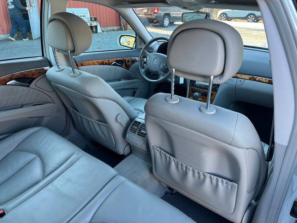 2006 Mercedes-Benz E-Class 47