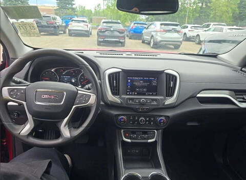 2024 GMC Terrain SLE