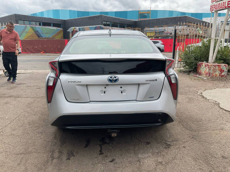 2017 Toyota Prius Three Touring