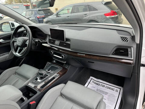 2018 Audi Q5 2.0T quattro Premium Plus
