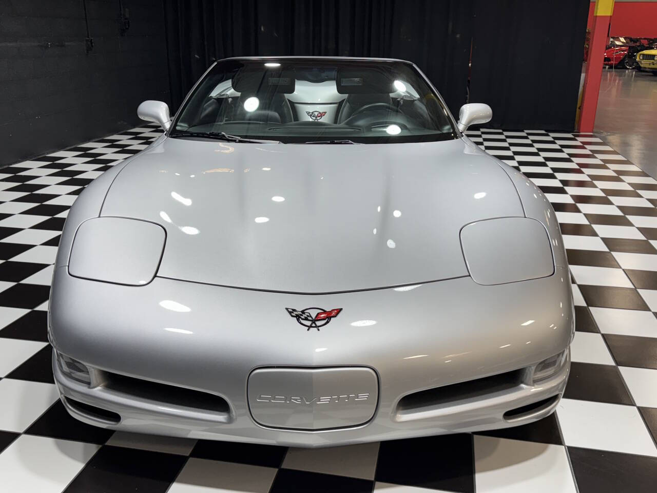 2002 Chevrolet Corvette 10