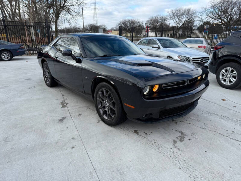 Used 2018 Dodge Challenger GT with VIN 2C3CDZGG1JH120741 for sale in Detroit, MI