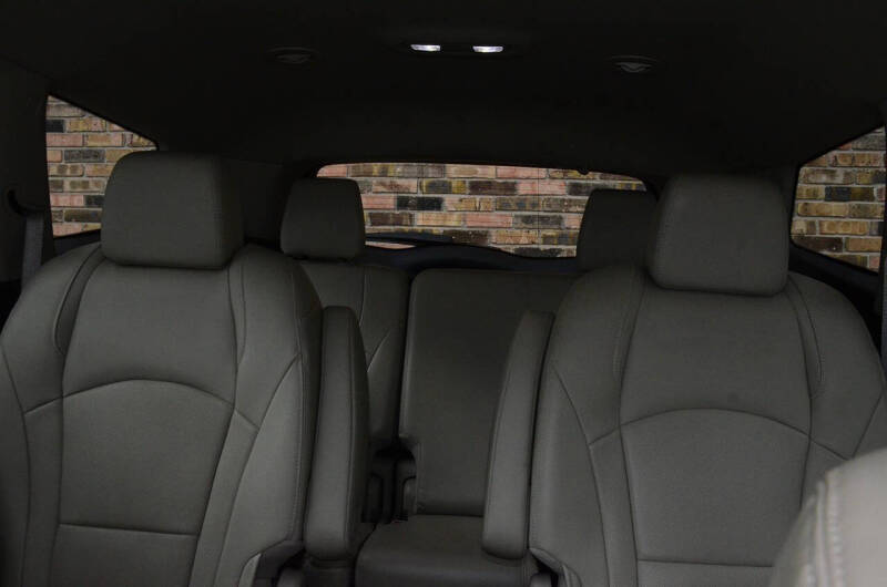2020 Buick Enclave Essence