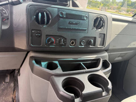 2011 Ford E-Series E-250