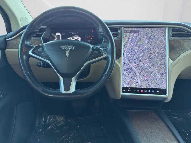 2016 Tesla Model X 90D