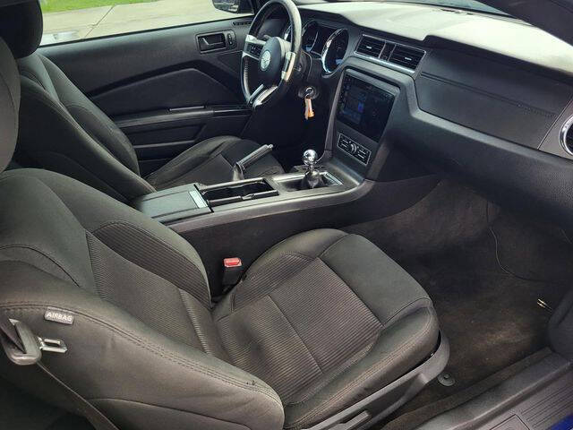 2014 Ford Mustang V6