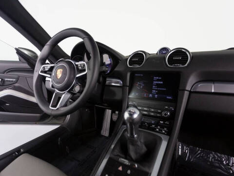 2025 Porsche 718 Cayman