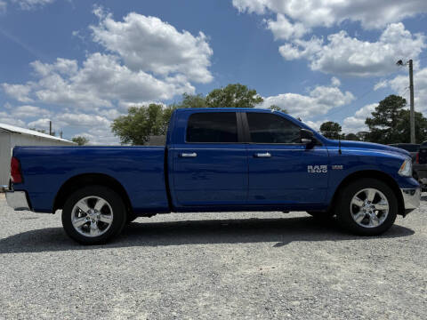 2017 RAM 1500 SLT