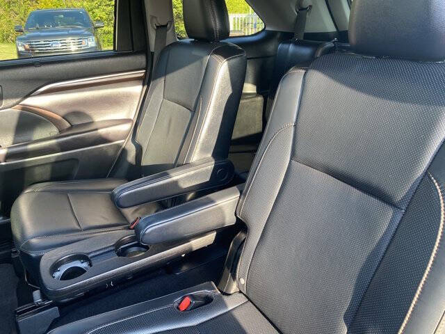 2016 Toyota Highlander