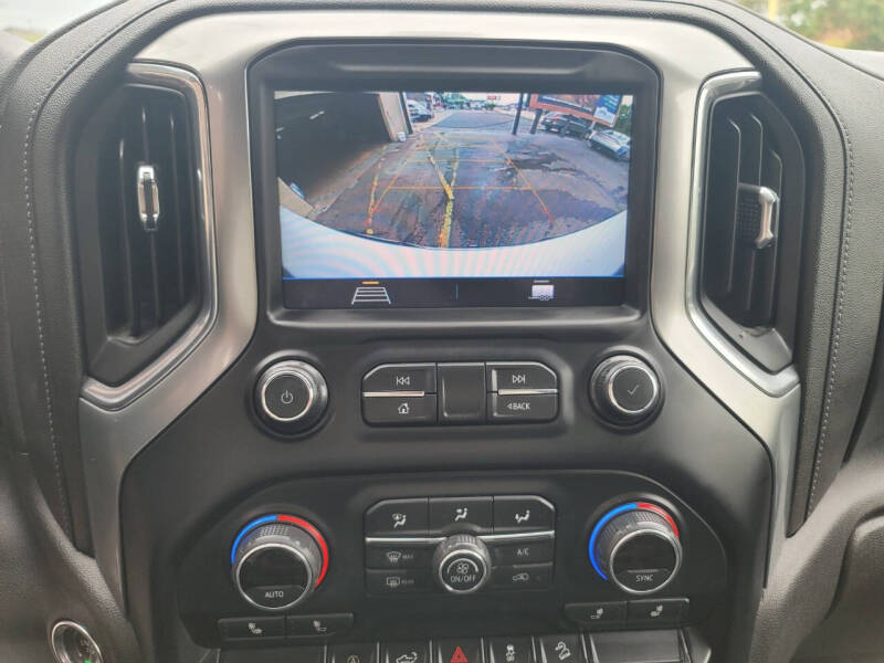 Image of 2020 Chevrolet Silverado 1500 RST