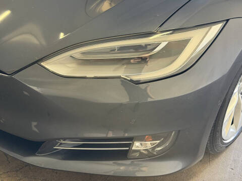 2017 Tesla Model S 75D