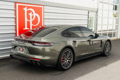 2022 Porsche Panamera 4S