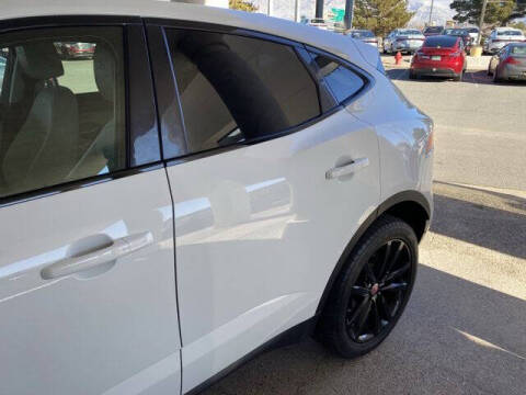 2022 Jaguar E-PACE P250 SE